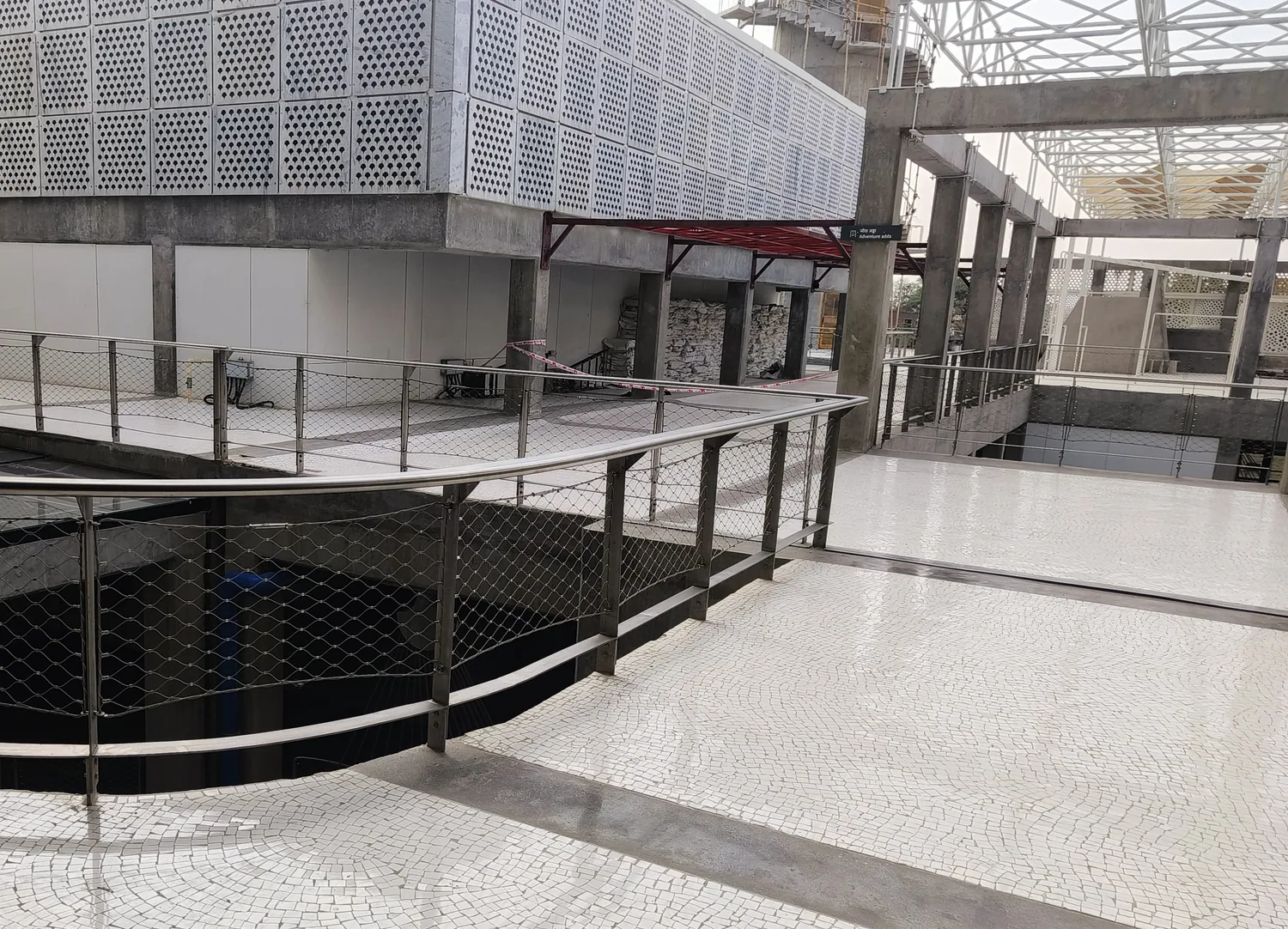 Webnet mesh railings